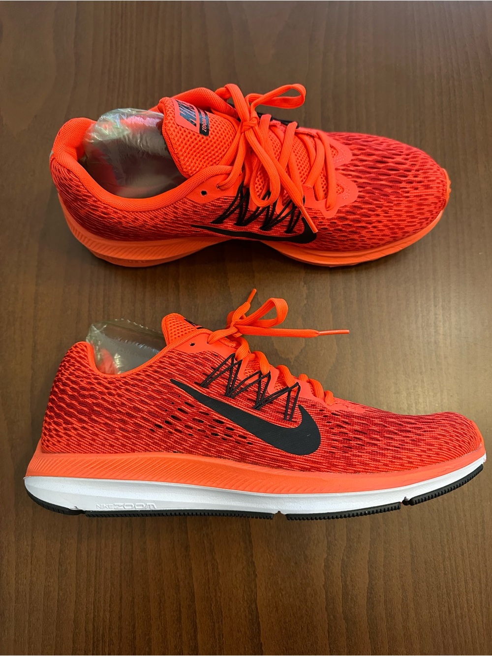 Women’s Nike Zoom Winflo 5 Crimson Size 9 NWOT